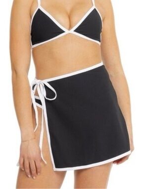 Wilo the label Black & White Tie-Side Swim Coverup Skirt